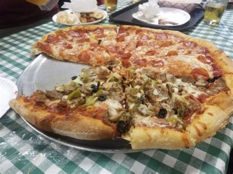 moe's pizza westwego la.